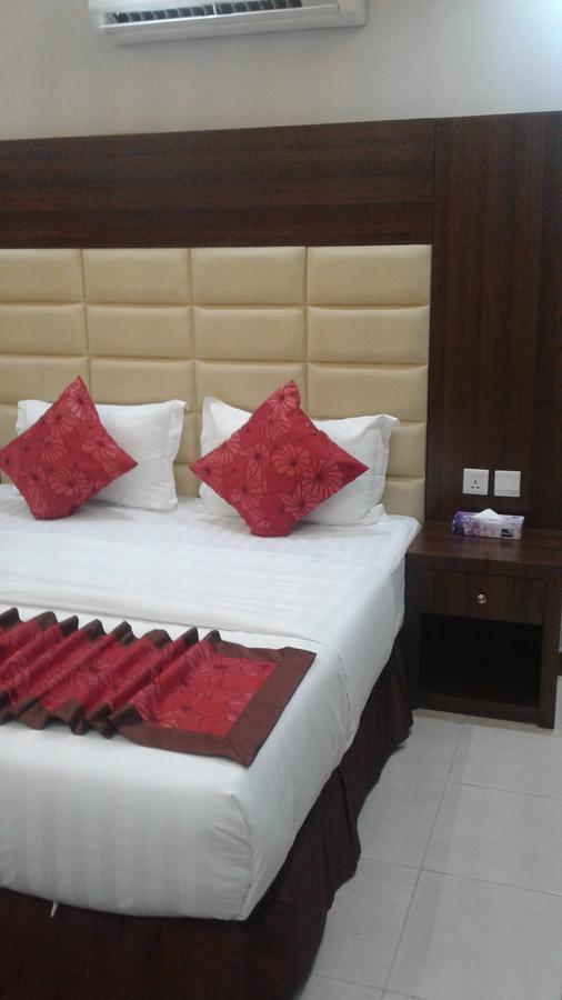 אל חובר Makarem Al Olaya Suites מראה חיצוני תמונה